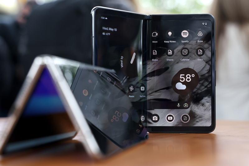 Foldable Phones Face a Bigger Test as Buyers Demand Better Durability and Battery Life